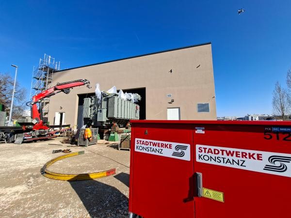 Neuer Transformator im Umspannwerk Weiherhof