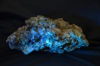 Blau angeleuchteter Schwerspat © Bodensee-Naturmuseum Blau angeleuchteter Schwerspat © Bodensee-Naturmuseum