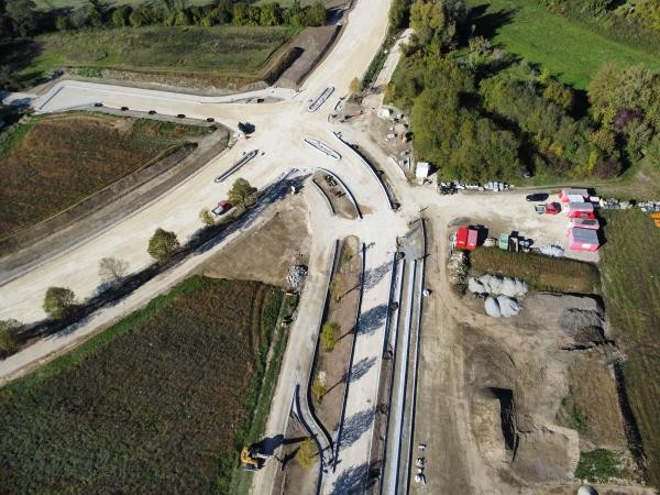 Bild aus der Vogelperspektive von einer Baustelle