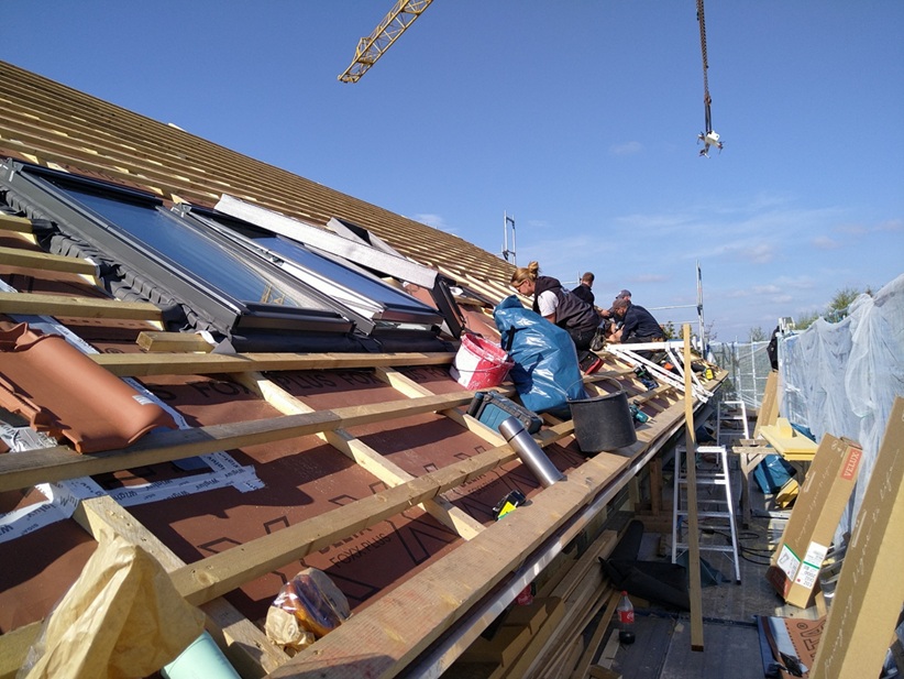 02 LeipzigerStr. - Arbeiten am Dach