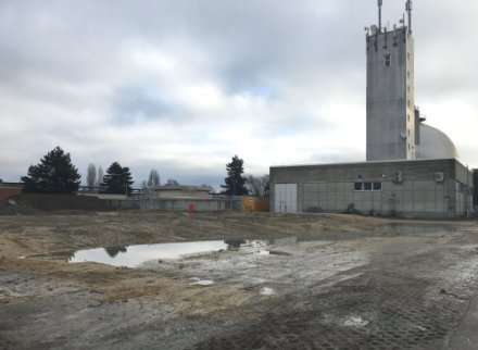 EBK Faulturm mit Baufläche