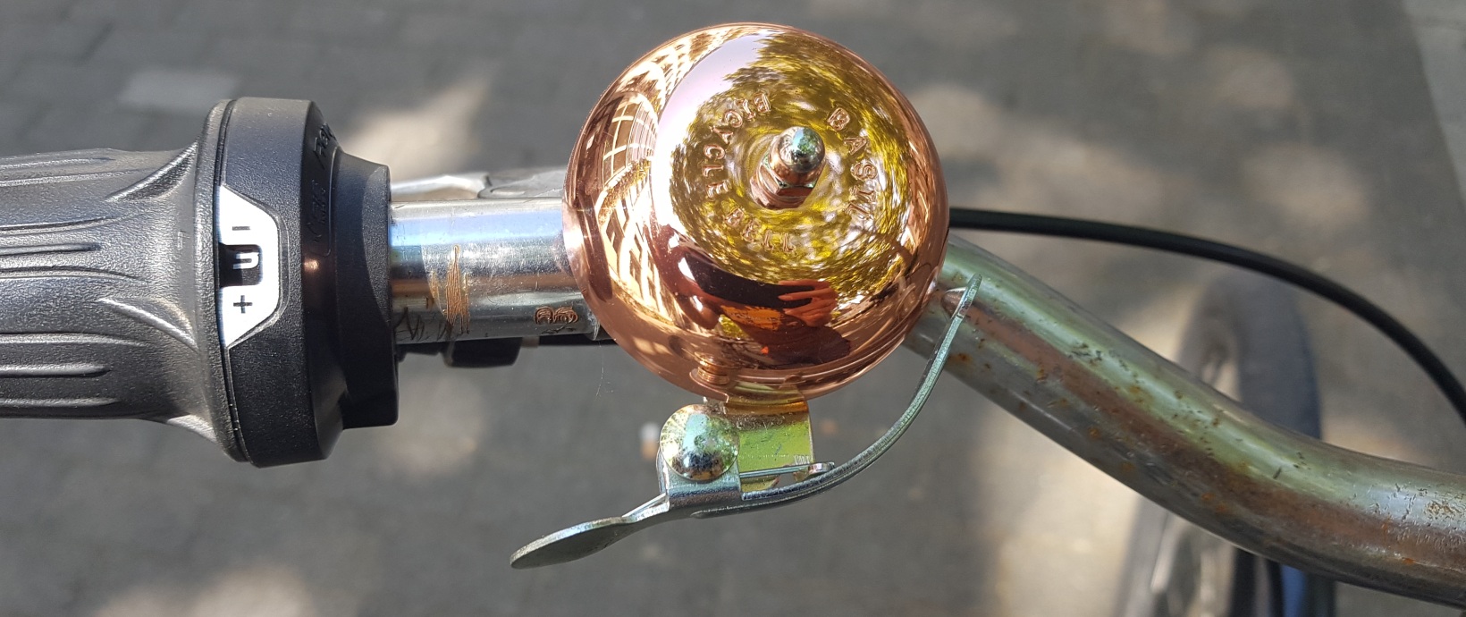 Fahrradlenker mit Klingel