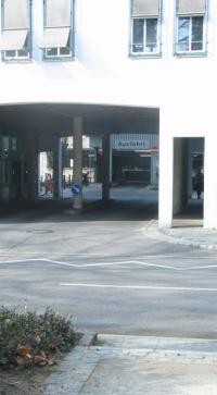 Einfahrt zum Parkhaus Altstadt