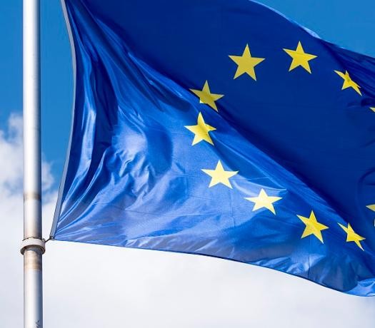 Wehende Europaflagge