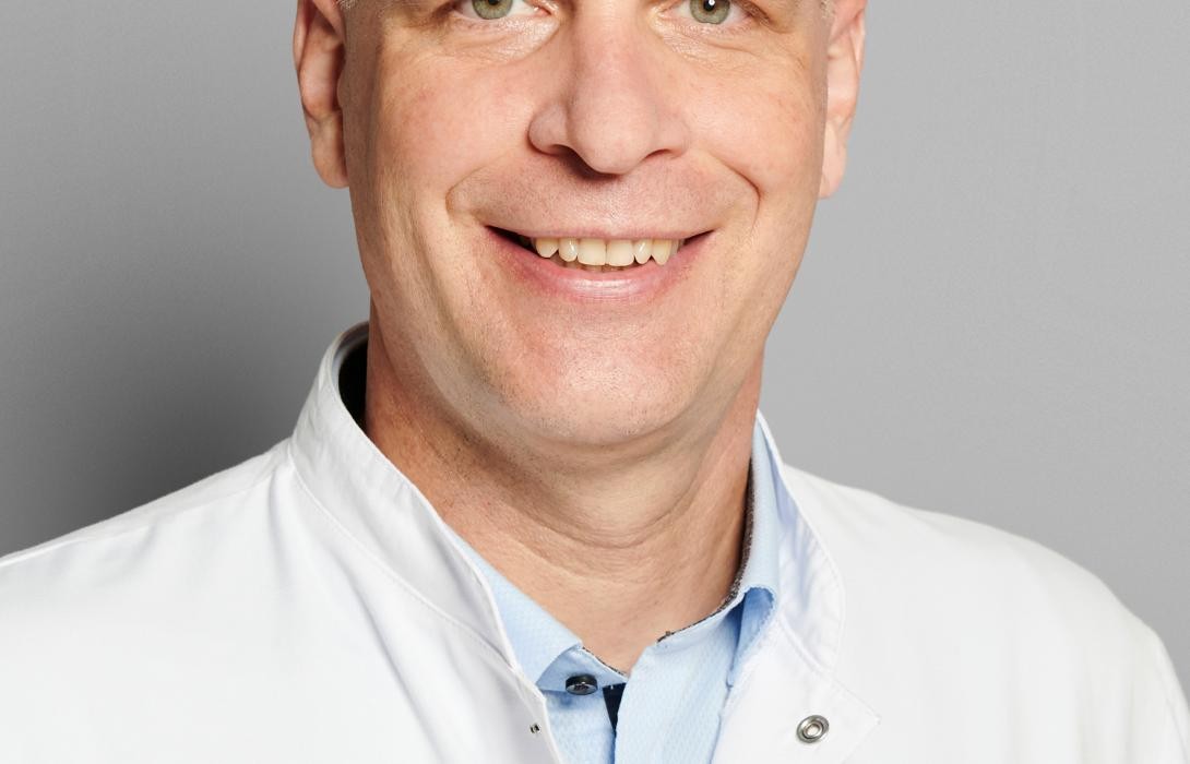 Porträt Chefarzt Prof. Dr. med Jörg Glatzle