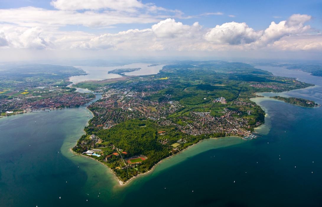 Luftbild von Konstanz, im Vordergrund das Hörnle
