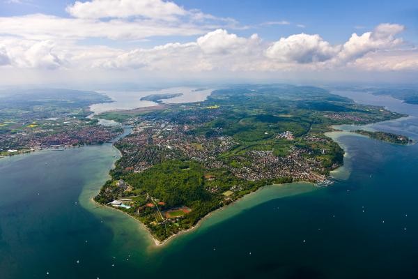 Luftbild von Konstanz, im Vordergrund das Hörnle