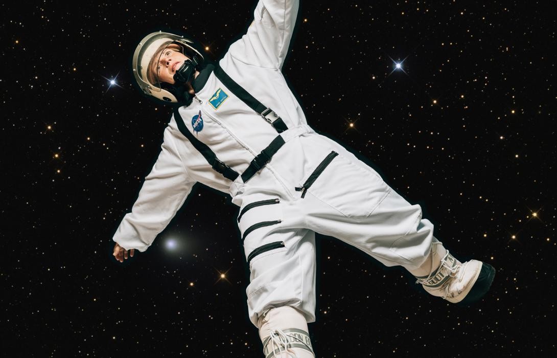 Ein Astronaut im Weltall