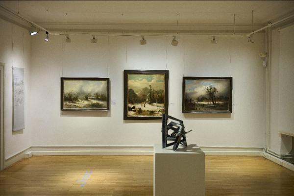 Blick in die Ausstellung Verschneites Land_© Städtische Wessenberg-Galerie_AStertzik Blick in die Ausstellung Verschneites Land_© Städtische Wessenberg-Galerie_AStertzik