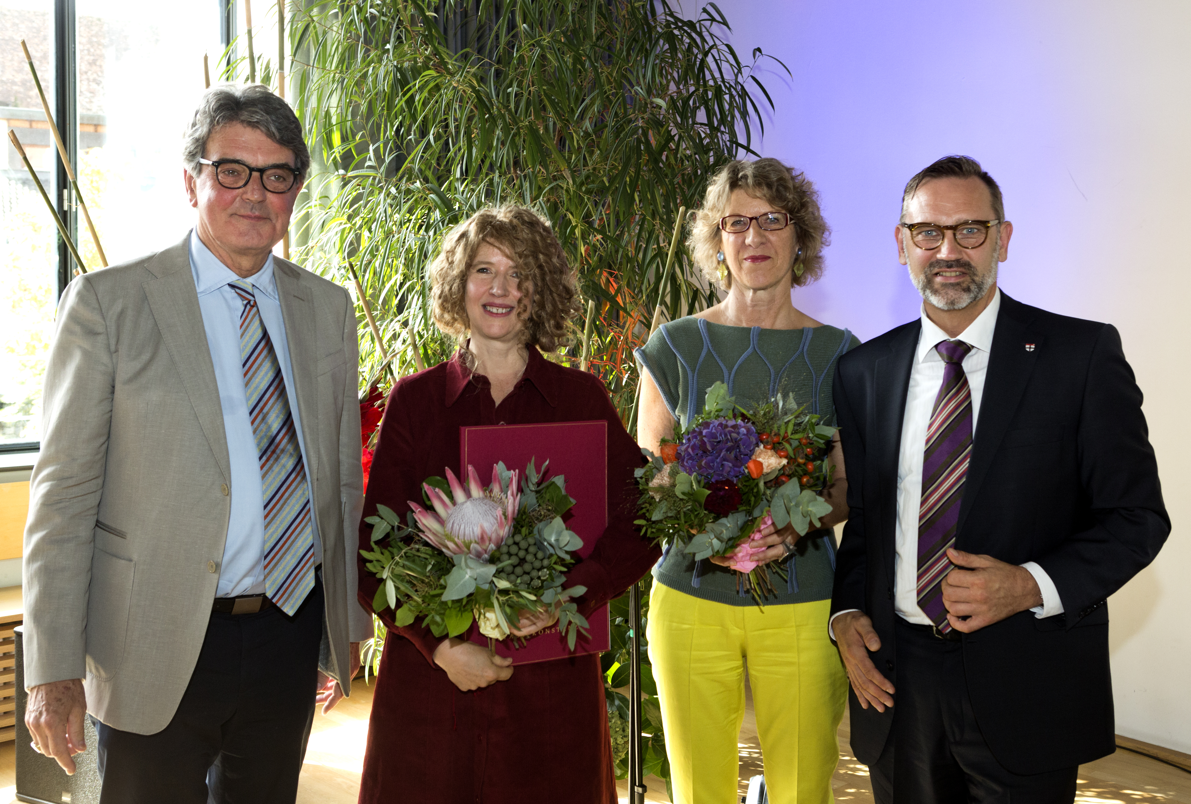 Kunstpreis Michael Günther, Rachel Lumsden, Corinne Schatz, Bürgermeister Dr. Andreas Osner _c_Kulturamt Konstanz_Fotograf Peter Schmidt