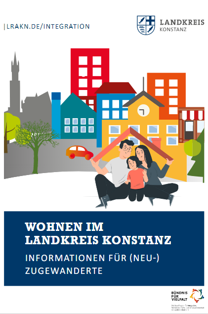 Titelblatt der Broschüre "Wohnen im Landkreis Konstanz"; man sieht eine Grafik mit unterschiedlichen Häusern in verschiedenen Farben und  davor eine Familie mit Kind, die ein Dach über sich halten.